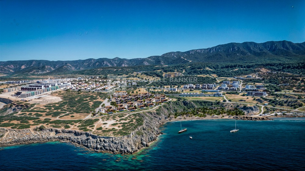 Kıbrıs Girne Esentepe'de Denize Sıfır Eşsiz Manzaralı Projede Satılık 2+1 Villalar